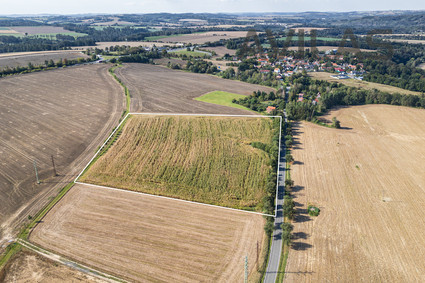 Prodej komerčního pozemku 33.136 m² v Souticích - Fotka 1